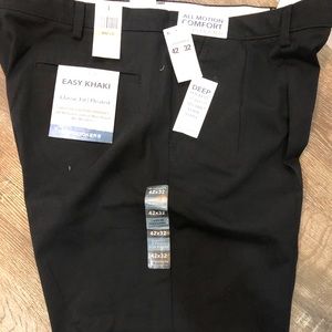 Dockers 42x32 Easy Kahki NWT